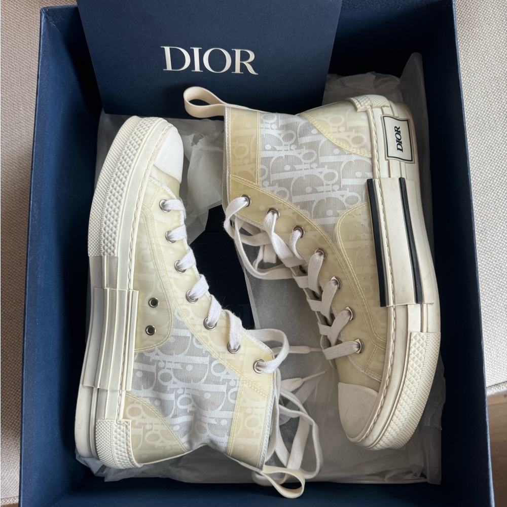 Dior High-Top logo Sneakers in cream and  White